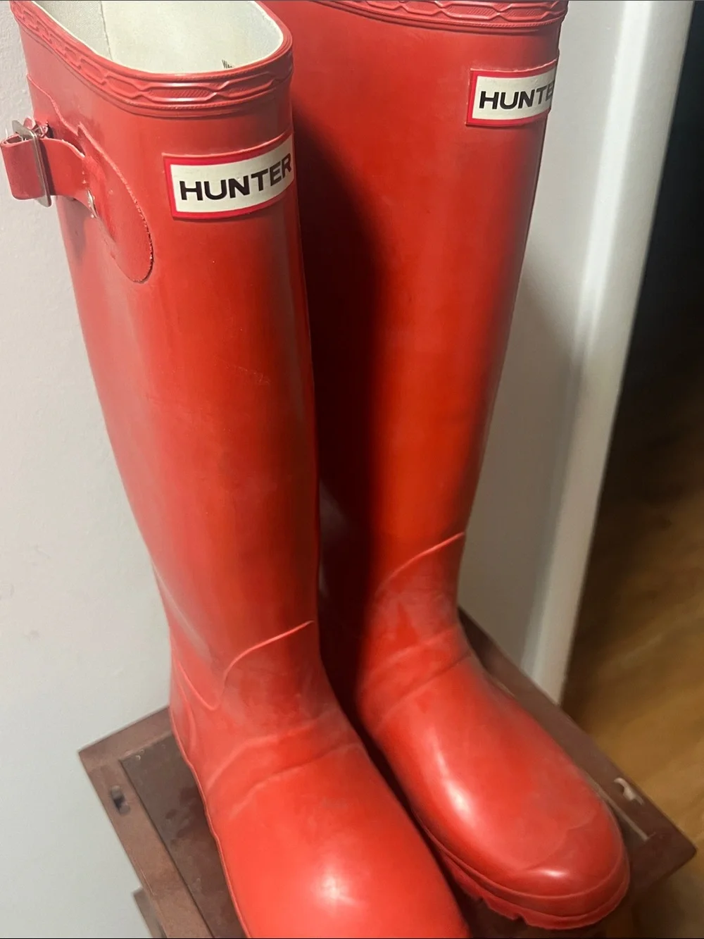 Hunter Red Tall Gloss Rubber Rain Boots